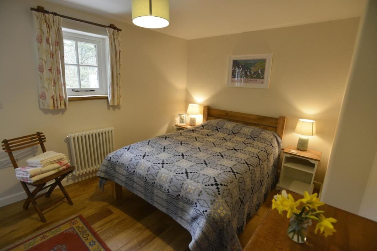 Dandelion Cottage, 安姆罗斯 外观 照片